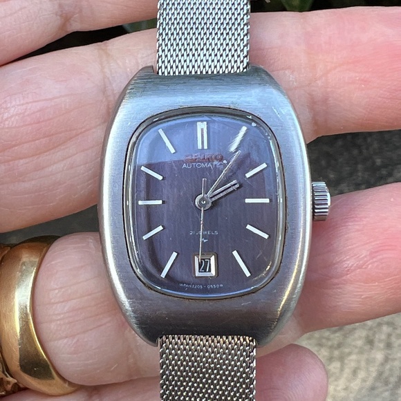 VINTAGE SEIKO MECHANICAL AUTOMATIC WATCH STEEL BLUE FACE SILVER TONE BRACELET